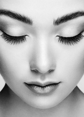 Lashes-2547073871_200x400